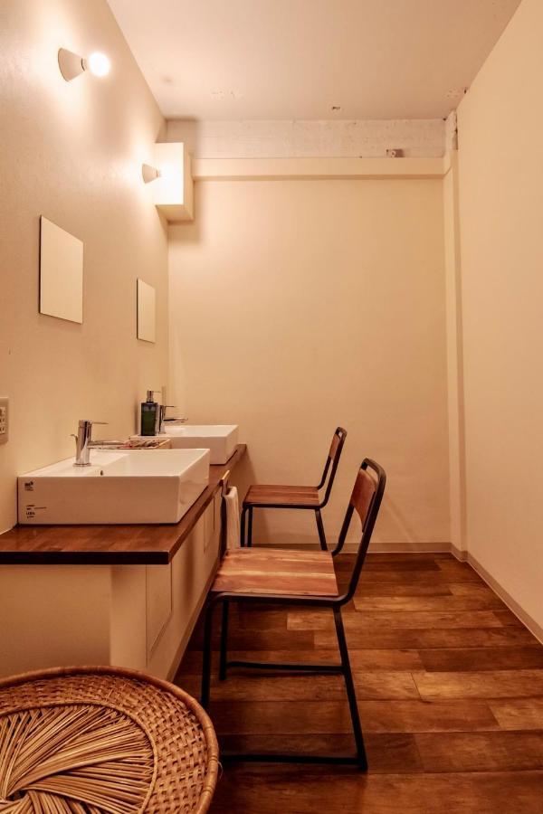 Hostel Chillax Ōsaka Exterior foto